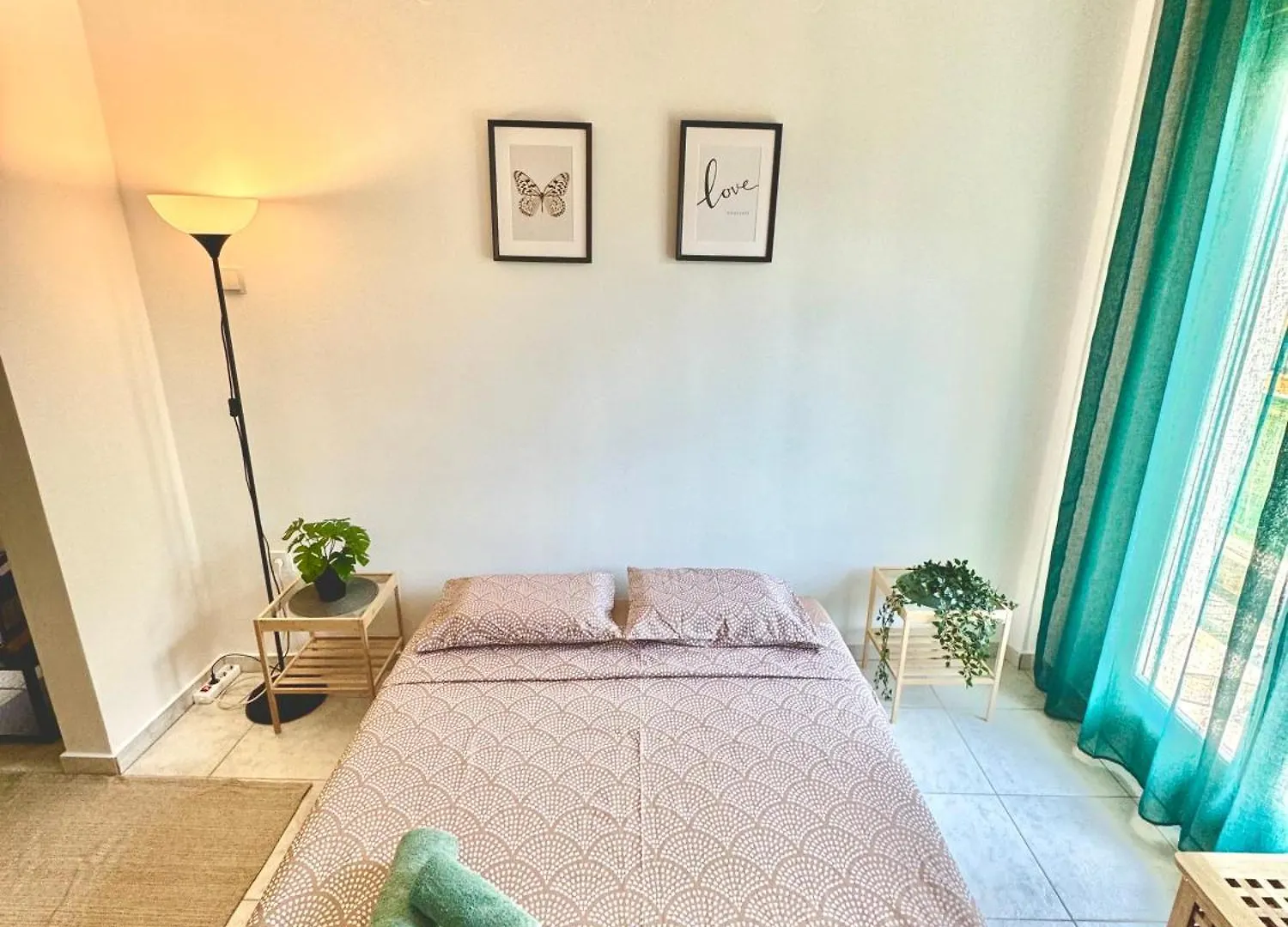 Cyriacus Flat In The Heart Of Thessaloniki Lägenhet
